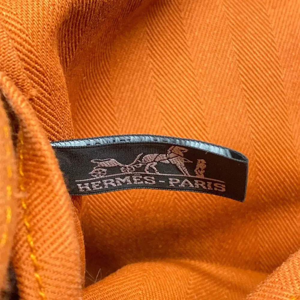 Hermès Valparaiso MM Handbag Toile chevron Leather